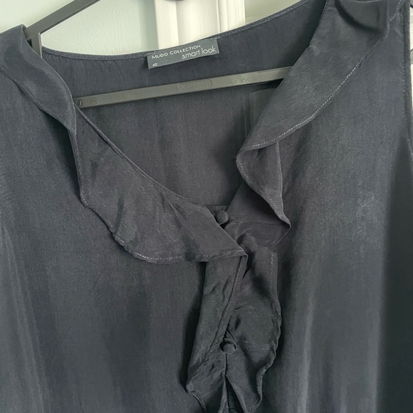 Women Dress - Picture 4 of 4